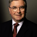 Rt Hon Sir  Robert Buckland KBE KC